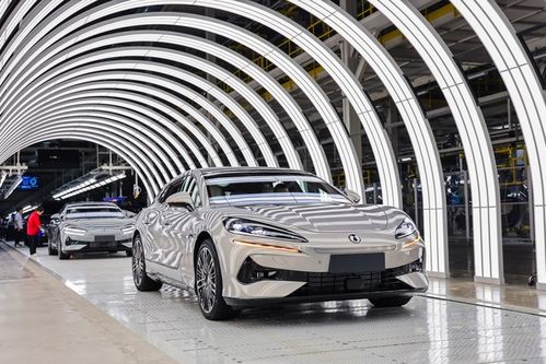 探訪(fǎng)深汕比亞迪汽車(chē)工廠(chǎng) 技術(shù)創(chuàng)新引領(lǐng)產(chǎn)品變革